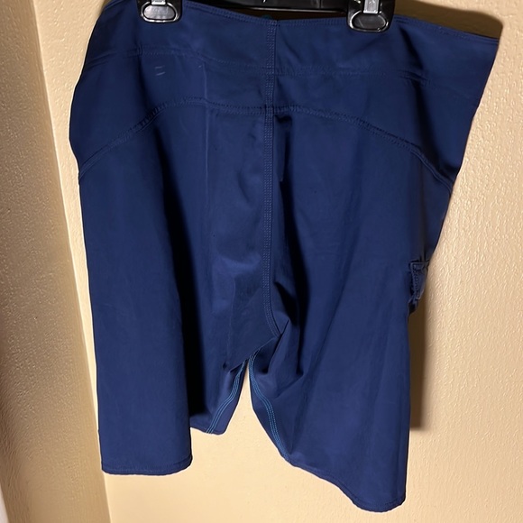 Billabong Mens Platinum X Boardshorts Color Blue Size Waist 36” Outseam 20” - Picture 4 of 5